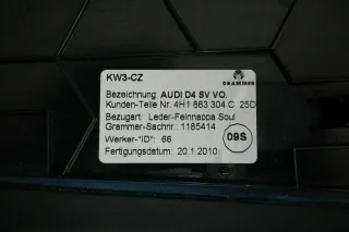 Audi A4 A8 4H D4 Seitenverkleidung Mittelkonsole Leder 4H1863303C 4H1863304C - Bild 9