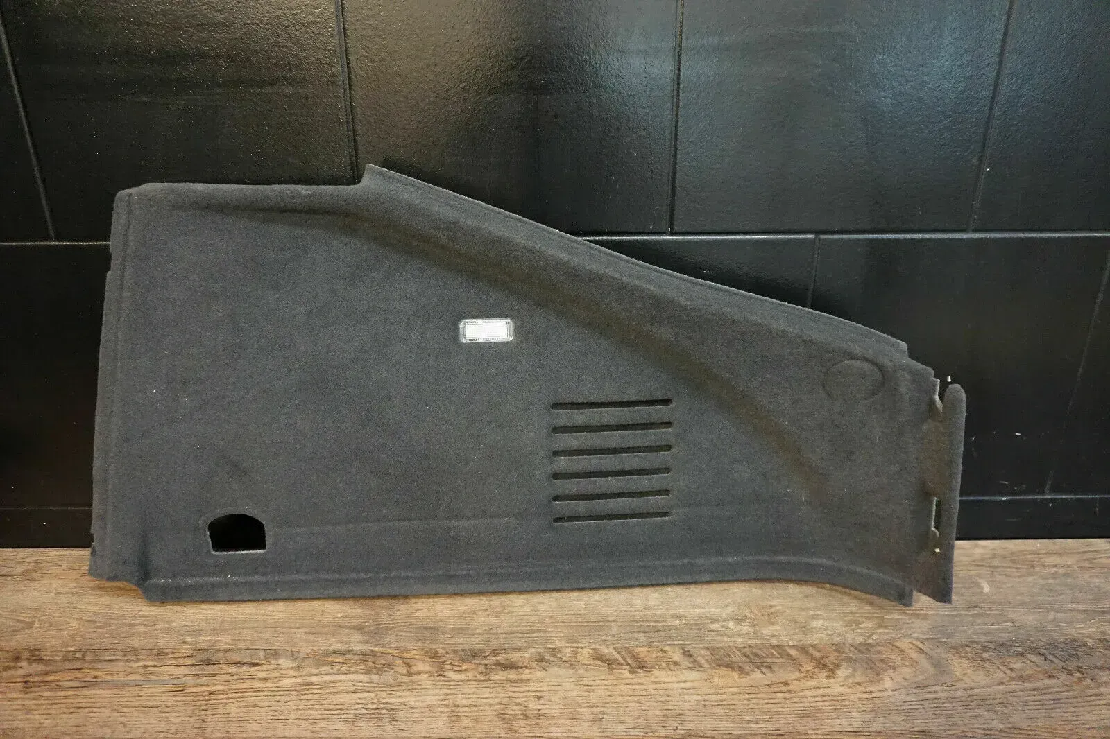 Audi TT Coupe 8J - Kofferraumverkleidung rechts 8J8863880A - Bild 1