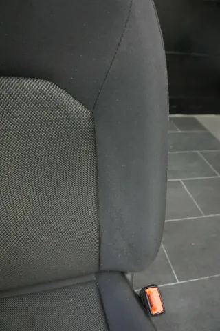 Audi A3 8V Sportback Sitz Sitzpolster Vorne Rechts Sitzbezüg Stoff schwarz - Bild 5
