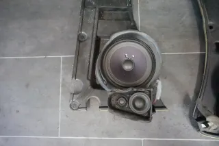 VW T5 2003-2009 Multivan original Halter+ Lautsprecher Hinten Rechts+Links 3Wege - Bild 4