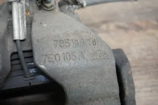 VW T5 Bremse vorn vorne Komplett Set 2.5 TDI Scheiben Halter Beläge AXE 174PS - Bild 2