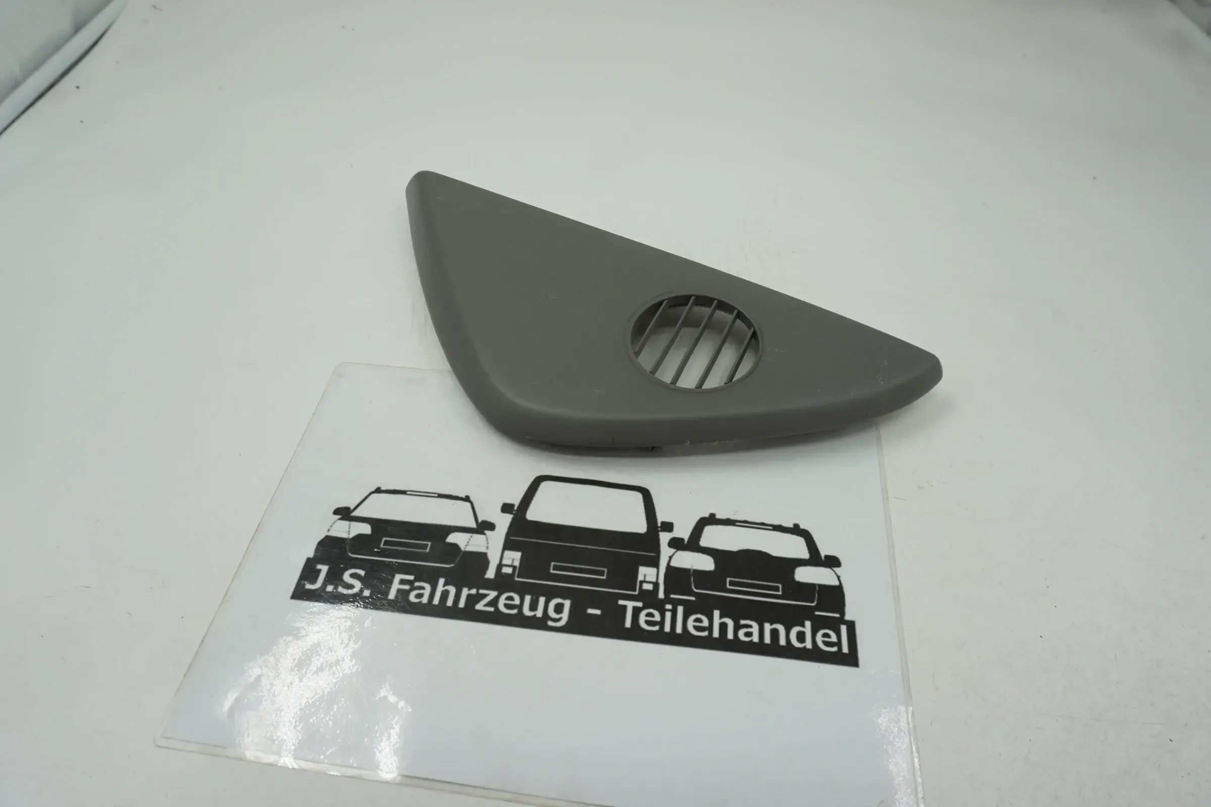VW T5 Abdeckung Armaturenbrett antrazit 7H5857175AVW T5 Abdeckung Armaturenbrett antrazit 7H5857175A - Bild 1