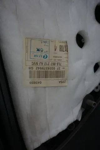 7L6867212AJ Türverkleidung hinten rechts grau Leder VW Touareg - Bild 3