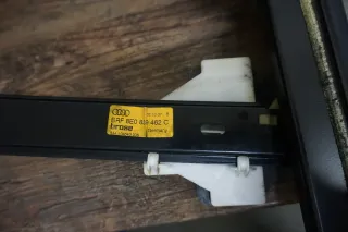 Audi A4 Avant 8E Fensterramen mit Scheibe Fensterheber hinten rechts 8E0839462C - Bild 6