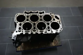 VW Passat 3C B6 3.2 250PS AXZ Motorblock Rumpfmotor Motor Rumpf Block 110000km - Bild 2