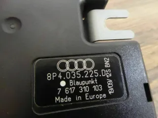 Audi A3 8P Sportback Antennenverstärker Steuergerät Antenne Blaupunkt 8P4035225D - Bild 3