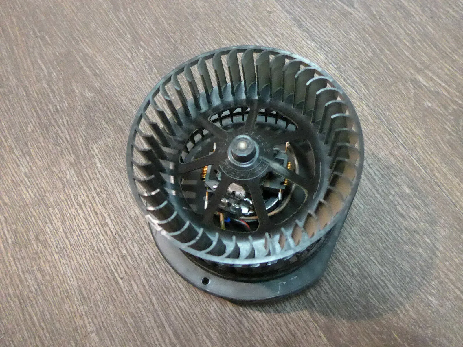 VW Sharan 7M Alhambra Gebläsemotor Lüfter Innenraumlüfter hinten 7M0819021 - Bild 1