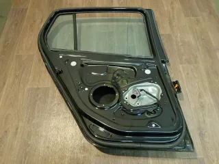 VW Golf 5 Limousine Tür Türe Fahrerseite hinten links 4 türig schwarz LC9Z - Bild 5
