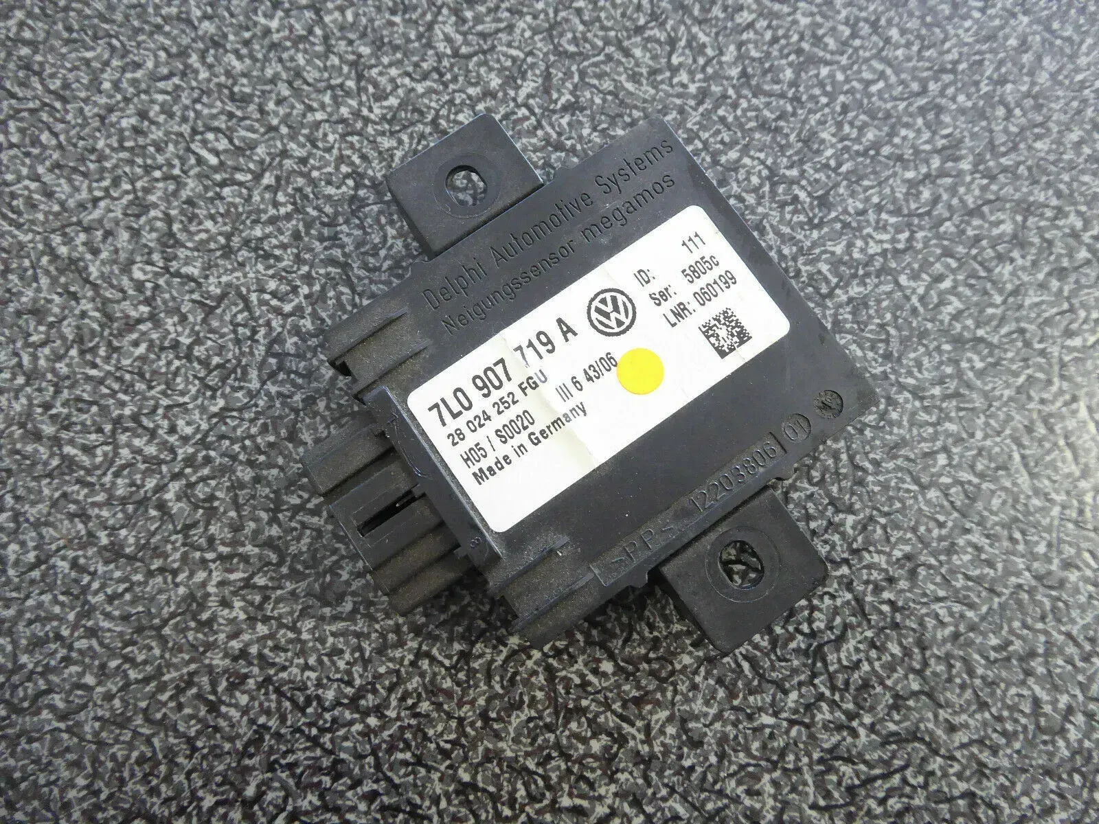 VW Touareg Porsche Cayenne Steuergerät Abschleppschutz 7L0907719A - Bild 1