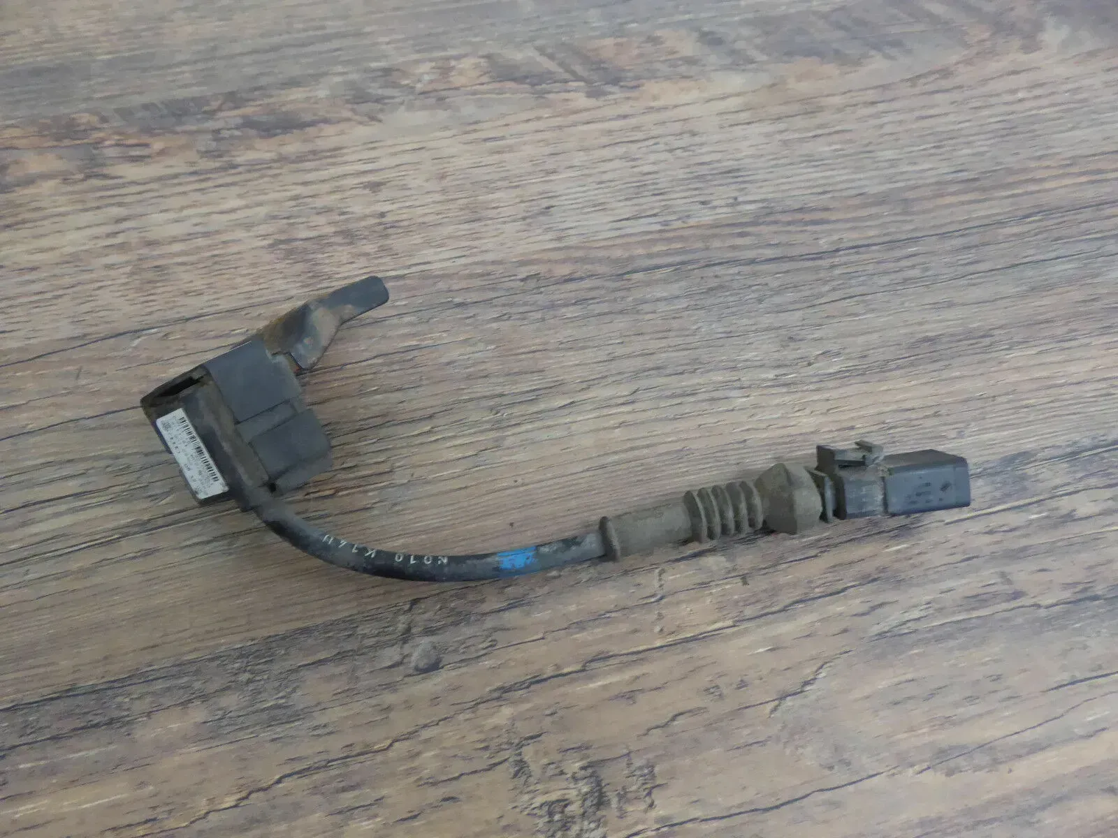 Original Audi A8 4.0 TDI Beschleunigungssensor Sensor Hinten Rechts 4E0616575B - Bild 1