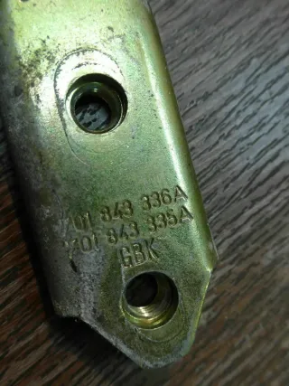 VW-T4-Original VW - Schiebetür Scharnier komplett hinten innen 701843336A - Bild 3