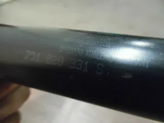 Original VW T4 Heckklappe Heck Klappe Dämpfer Lift 701829331S 3 Striche 2 Stück - Bild 2
