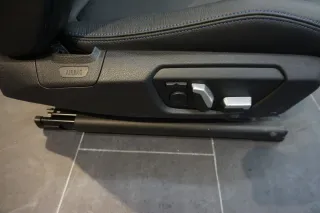 BMW F20 Sitz vorne Rechts Leder Schwarz Rote Naht Sitzheizung Sport M Paket 2018 - Bild 8