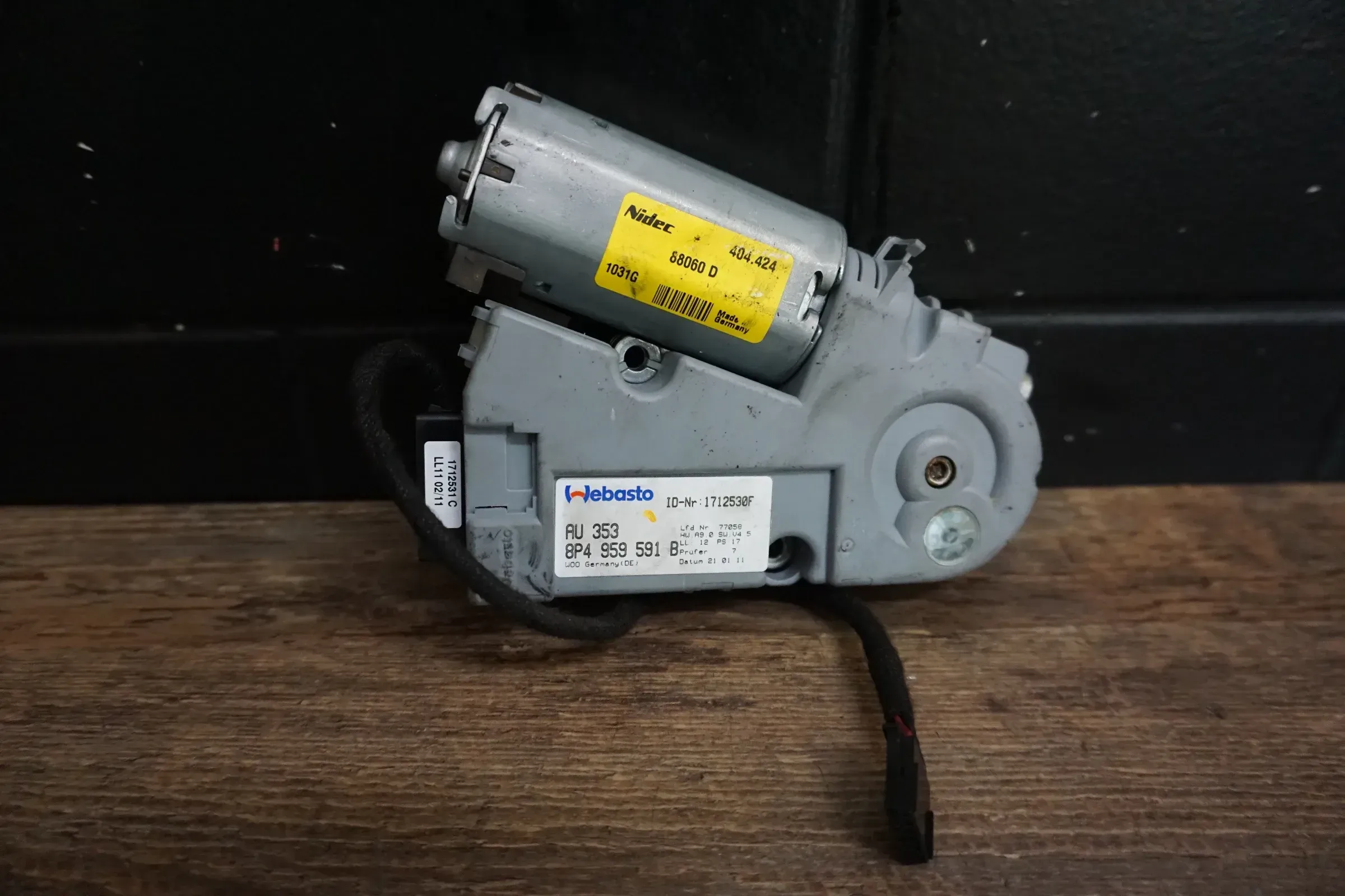 Panoramadach Motor Schiebedachmotor 8P4959591B Audi A3 8P Sportback Bj.10 - Bild 1