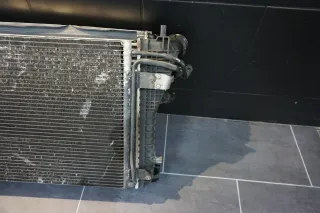 Seat Leon 1P 2.0 TFSI Cupra R Frontmaske Wasserkühler Kühlerpaket Klimakühler - Bild 3
