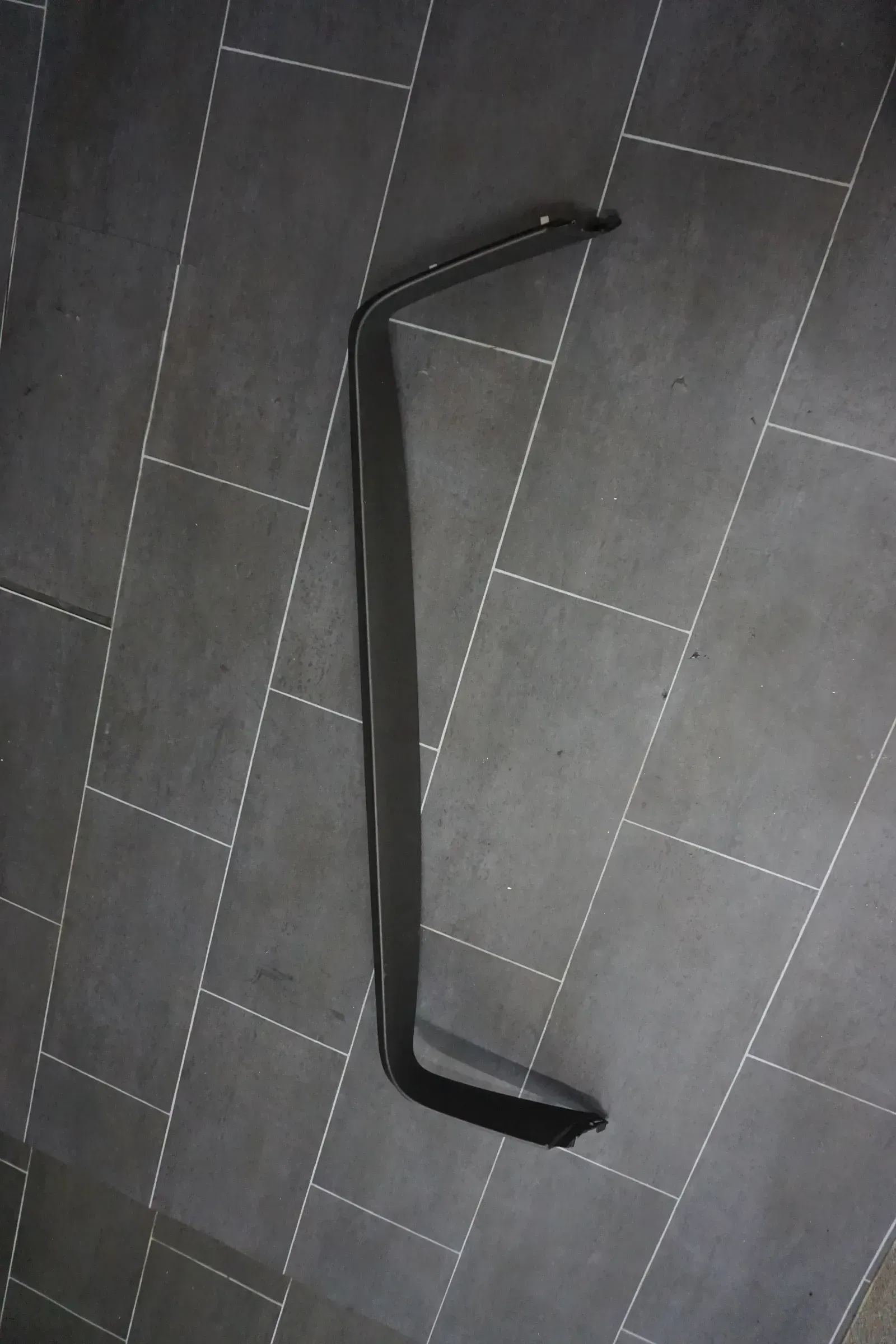 VW Passat 3AF Variant Verkleidung Heckklappe oben 3c9867603D Schwarz - Bild 1