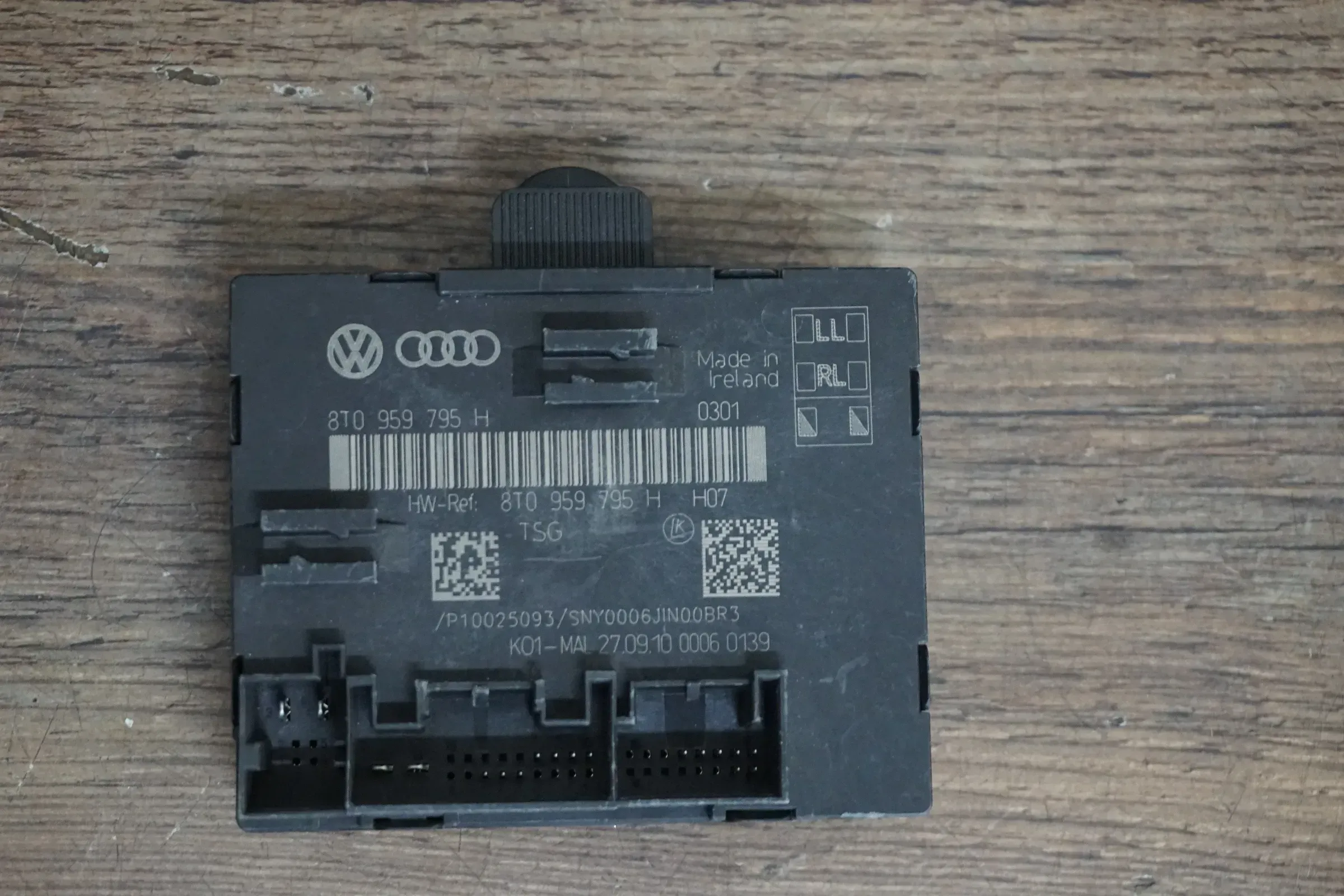 Audi A4 8K A5 8T Türsteuergerät Steuergerät Tür door unit HL HR 8T0959795H - Bild 1