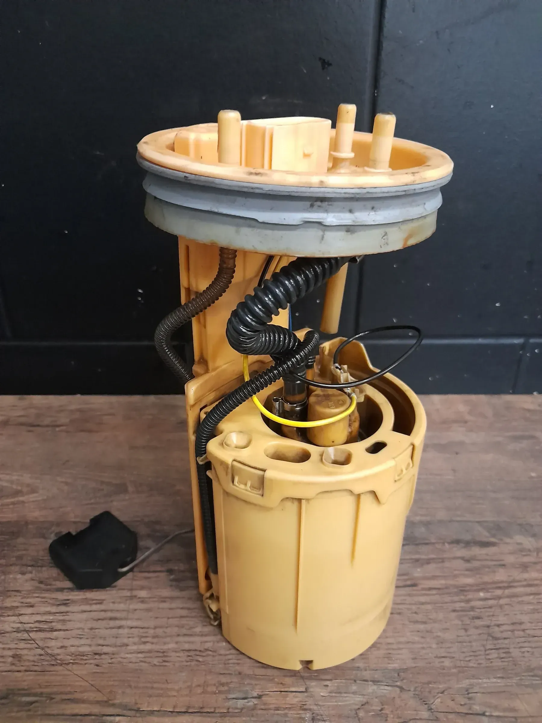 Orig VW T5 Kraftstoffpumpe Vorförderpumpe Vorförder Kraftstoff Pumpe 7H0919050D - Bild 1