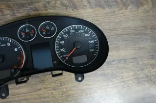Audi A3 8P Sportback Bj.06 Tacho US-Modell Meilen 8P0920981D VDO 110080297022 - Bild 3