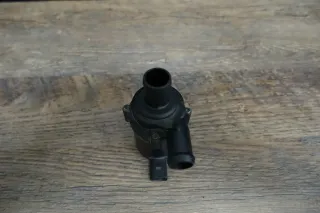 Audi A6 A7 4G Q7 4L VW Amarok Zusatzkühlmittelpumpe 7L0965561L Wasserpumpe - Bild 2