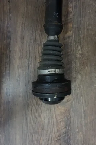 VW Jetta 1K2 Bj.2009 original Antriebswelle Gelenkwelle vorn rechts 1K0407272JC - Bild 3