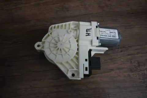 Article Y6AQ