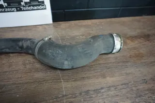 VW T6 Transporter Baujahr 2017 Ladeluftschlauch Turborohr 7E0145709 7E0145762C - Bild 2