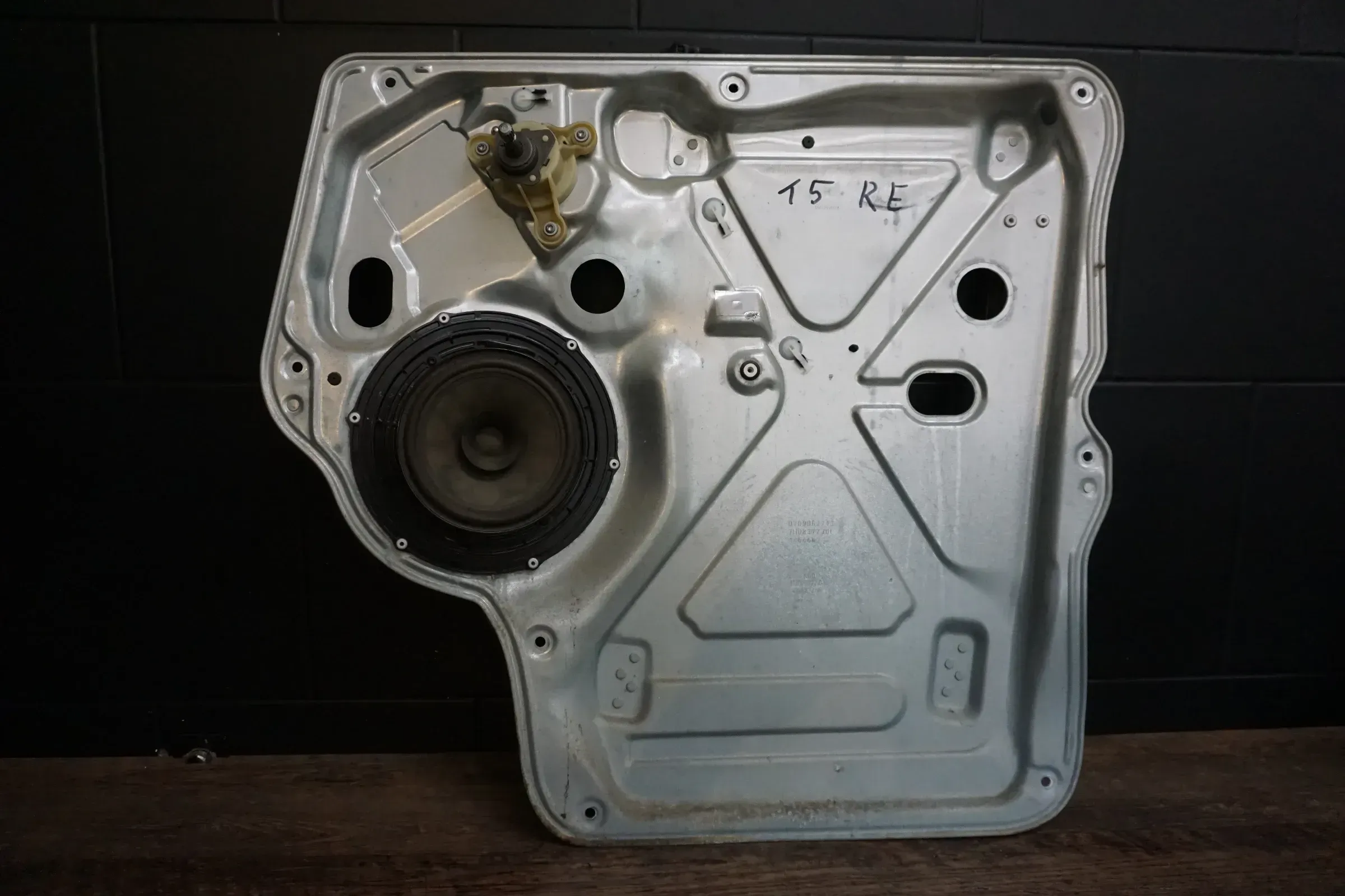Volkswagen VW T5 Fensterheber Gestänge rechts 7H0837730L Türblech - Bild 1