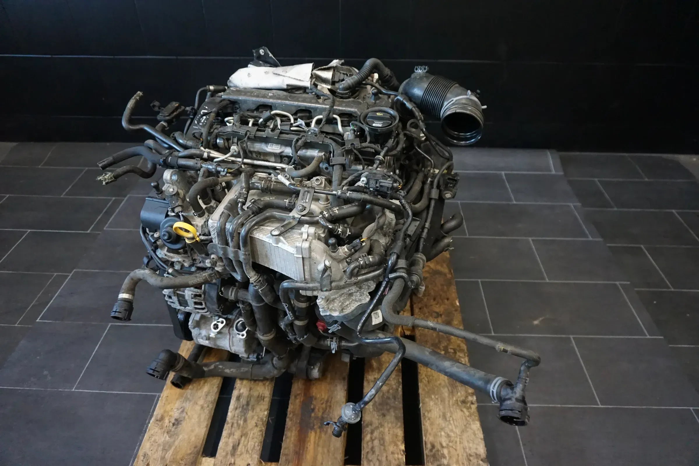 VW Passat B8 3G Touran 5T Tiguan AD Arteon Motor komplett Anbauteile DFH - Bild 1