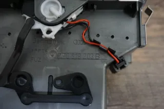 Audi A6 4F Luftdüse Luftausströmer hinten Mittelkonsole 4F0819203B grau - Bild 5