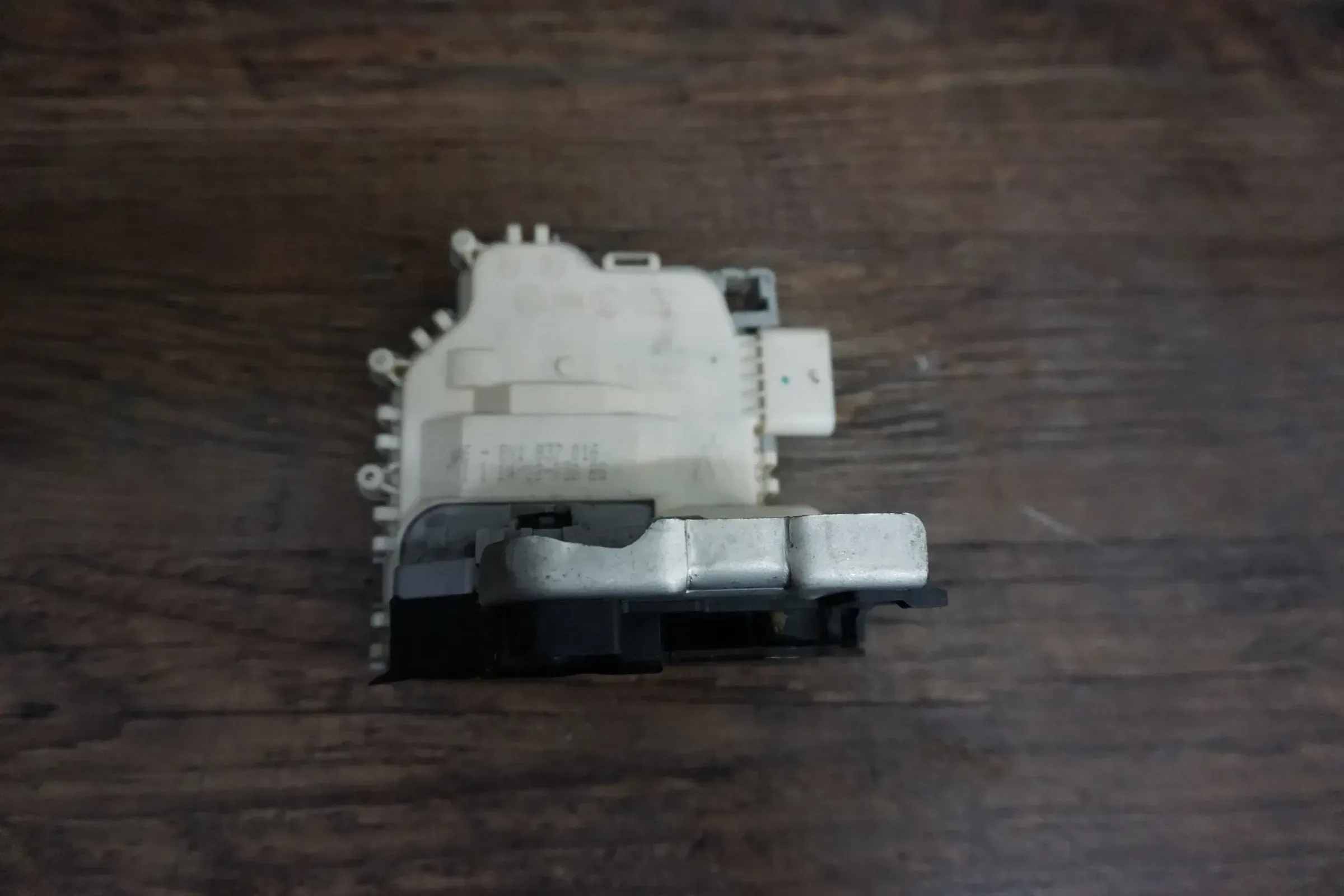 Türschloss m. ZV Stellmotor Rechts Hinten für Audi A1 8X 10-14 5T 8X0839016 - Bild 1