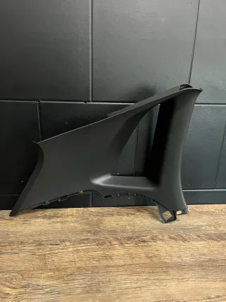 VW Polo Hinten Links Säule Rand 2G4867287A 2018 Verkleidung Säule Schwarz - Bild 1