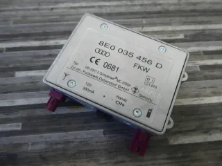 Details zu  ORIG Audi A4 8E A6 4E R8 Handy Signalverstäker Verstärker Compenser - Bild 1