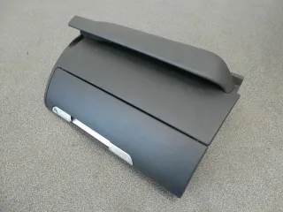 Handschuhfach AUDI TT 8N2857095 englisches Fahrzeug rechts Lenker - Bild 2
