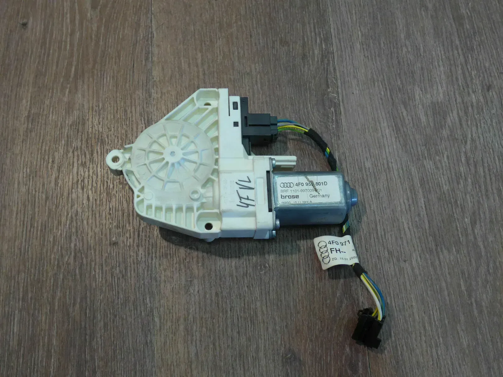 Audi A5 S5 Rs5 8T A6 S6 Rs6 4F Fensterhebermotor vorn links VL 4F0959801D - Bild 1