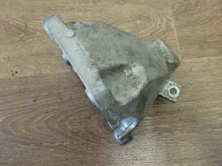 Audi A4 8E A6 4F 2,7 / 3,0 TDI Halter Motorhalter Motorträger rechts 8E0199308AK - Bild 4