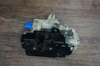 VW T5 Türschloss vorn rechts 3B1837016CQ Bj2014 für ZV 8 Pins - Bild 2