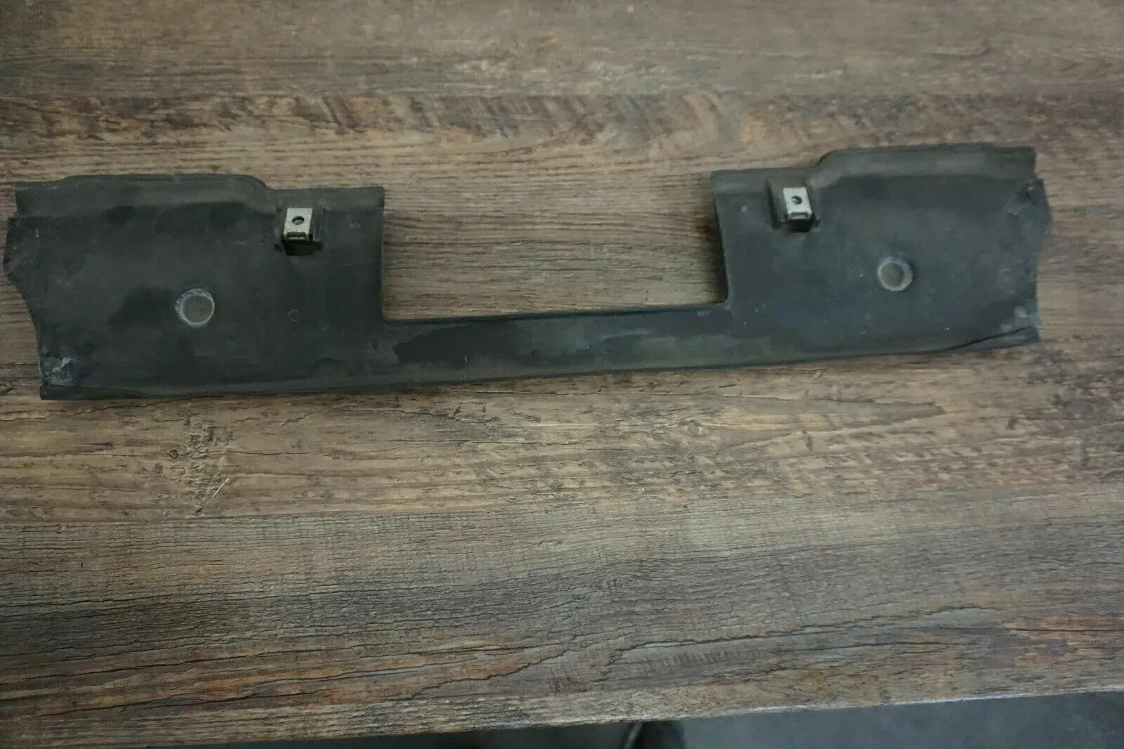 BMW E63 6er 635d Vorne Plastik Panel Kühlerlüfter Luftkanal 7052464 - Bild 1