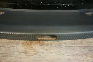 org. Audi TT 8J Ladekante Verkleidung Heckabschluss Kofferraum 8J8863471A - Bild 3