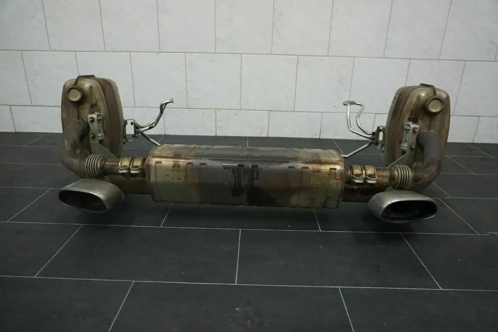 Orig Porsche 911 991 MK1 Auspuff Anlage Schalldämpfer Endschalldämpfer Exhaust - Bild 1