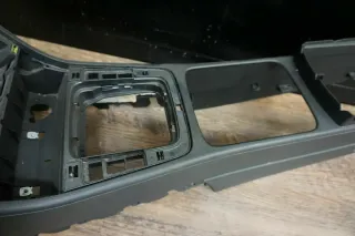 VW Passat B6 3C Mittelkonsole Verkleidung 3C1863243B Satinschwarz - Bild 4