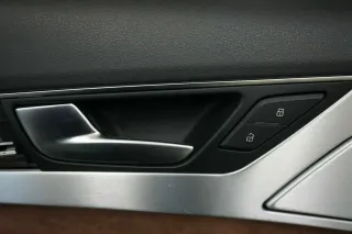 Audi A8 4H D4 Türverkleidung Schwarz Alcantara braun hinten links 4H0867017 - Bild 9