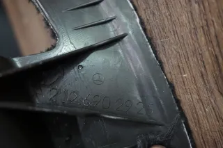 Mercedes E220 W212 MOPF Verkleidung D-Säule unten links Abdeckung A2126902925 - Bild 3