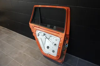 Skoda Fabia Combi 5J Tür hinten Links ohne Anbauteile Farbe orange 9771 - Bild 10