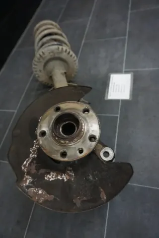 BREMSE ACHSSCHENKEL RADNABE FEDERBEIN VORNE LINKS VW T5 BUS // 7H0257G - Bild 2