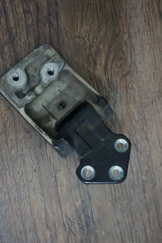 VW T6 T5 7H Türscharnier Scharnier Flügeltür hinten rechts unten 7H0827154 LC9Z - Bild 4
