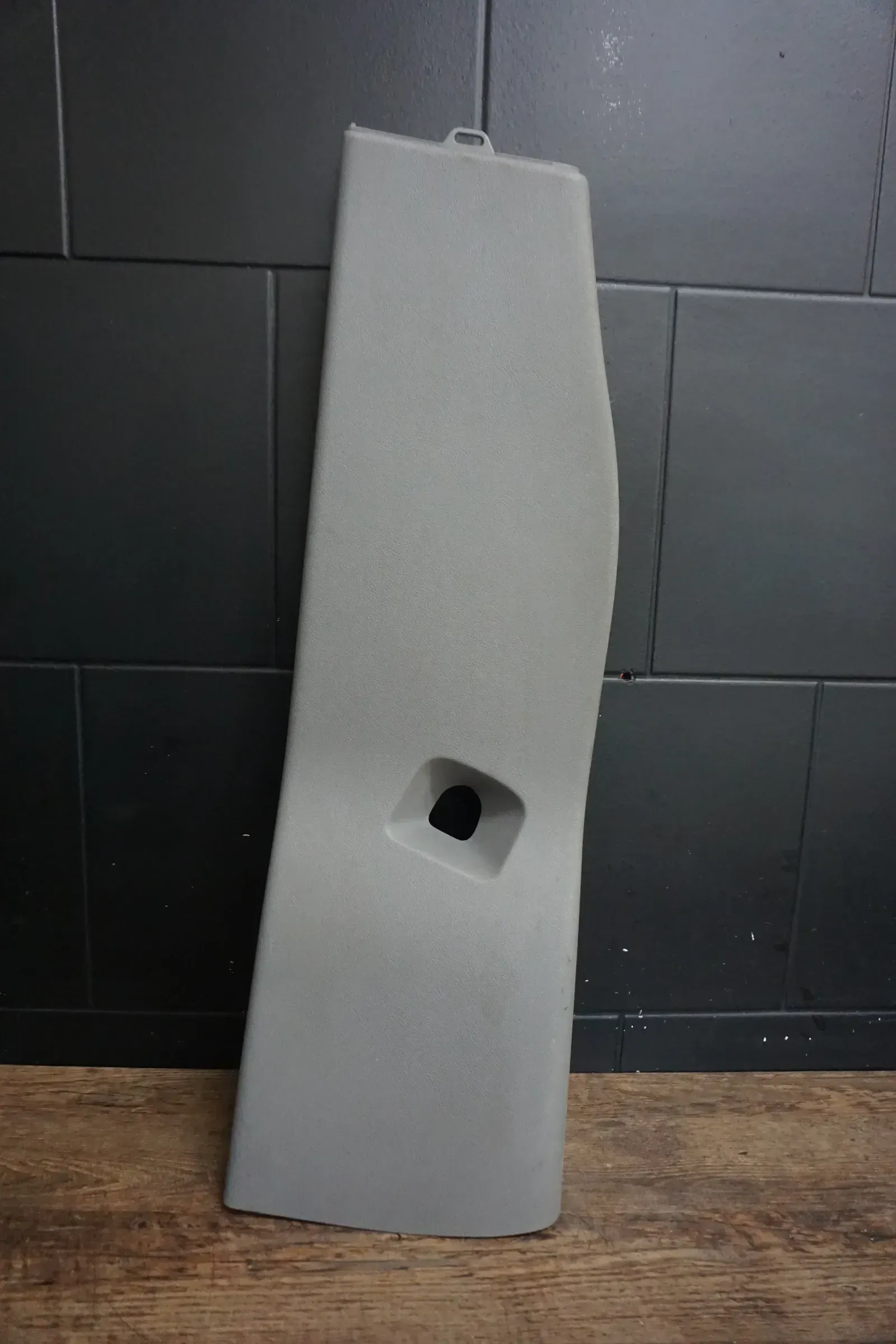Verkleidung A-Säule links VW Transporter T5 Kasten 7H0867291BK grau - Bild 1