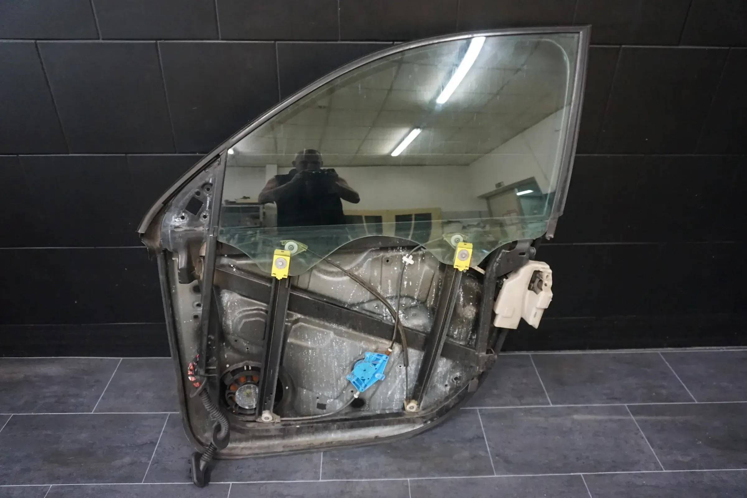 Türrahmen Links Vorne VW 7L6837729J 7L0845201D 7L Touareg - Bild 1