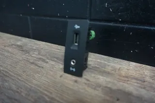 USB Zigarettenanzünder Volkswagen T6 T5 5Q0035726E 5Q0035724 - Bild 3