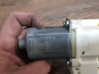 Mercedes Vito W447 Fensterheber Motor Tür vorne rechts Antrieb A4479063600 - Bild 2